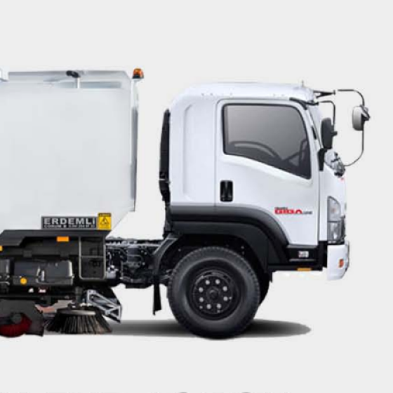 Isuzu FVR 16 Ton Vacuum Road and Run Way Sweeper