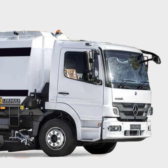 Mercedes 15 Ton Vacuum Road and Run Way Sweeper